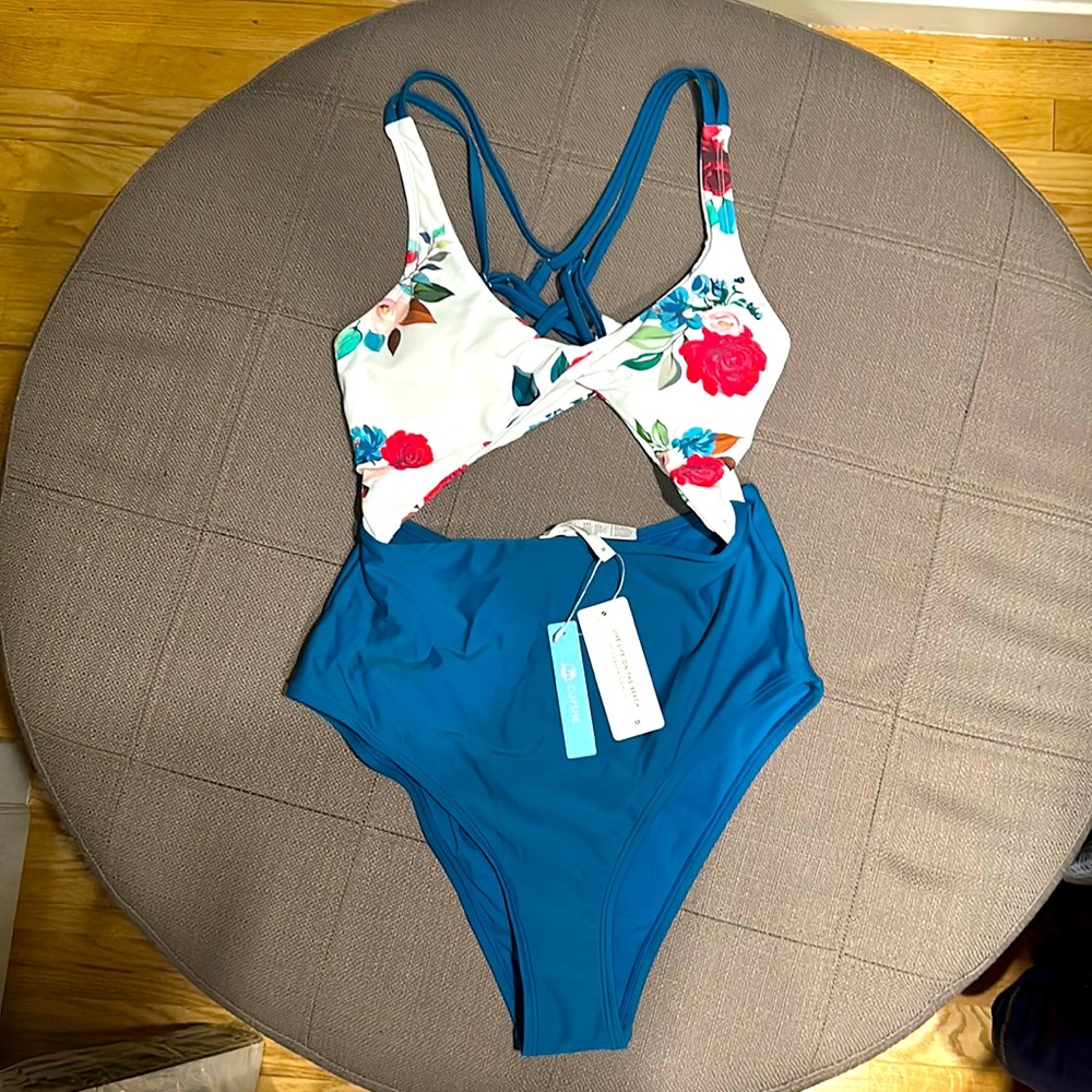 Cupshe Teal High-Waist One-Piece with White Floral Bust